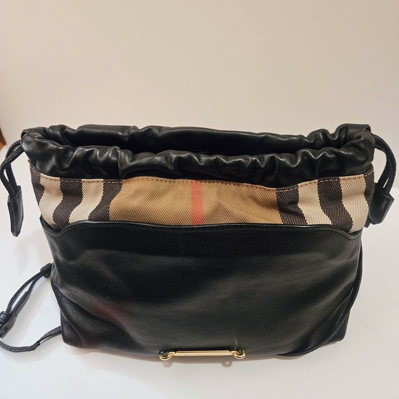 Burberry Black Leather Shoulder Bag - Picture 10 of 12